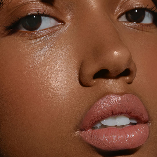 VELVET WEAR Matte Cream Lipstick